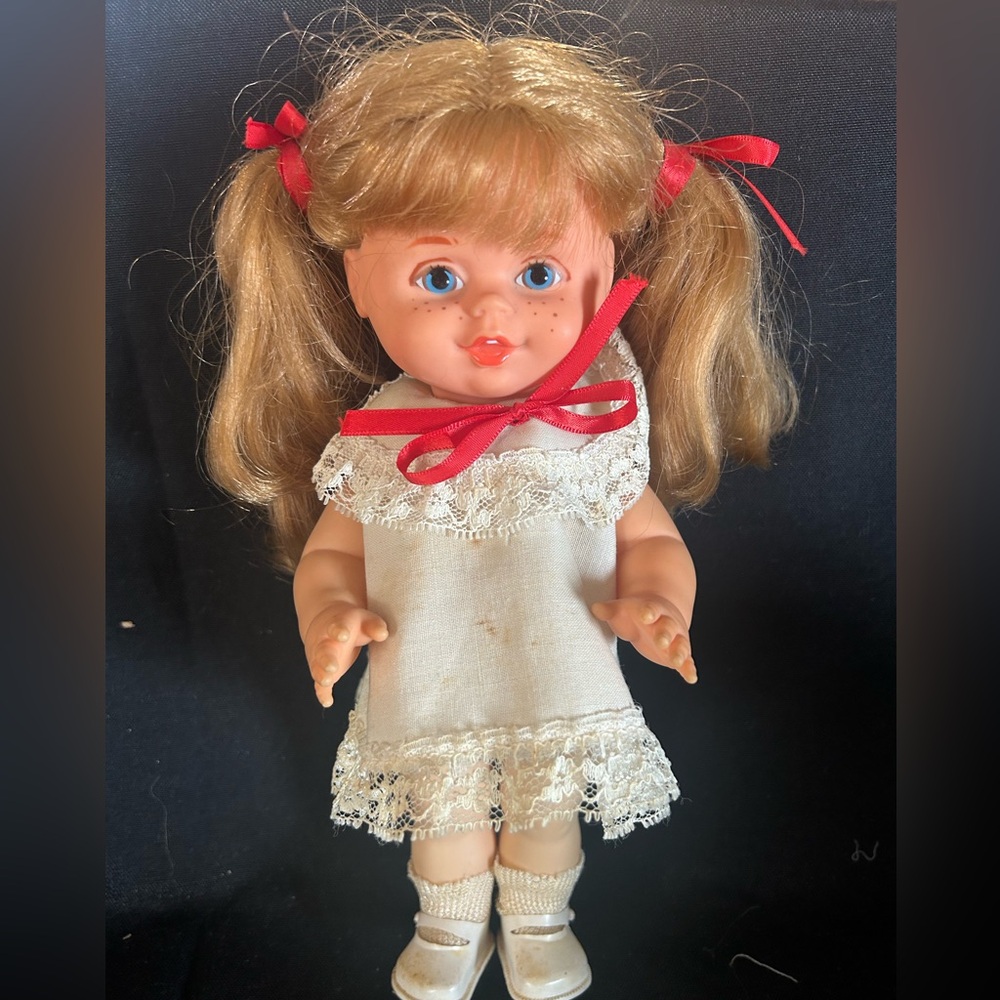 1960’s talking Buffy doll by Mattel (works)